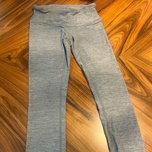 Lululemon Heather gray full length wunder under leggings, size 2